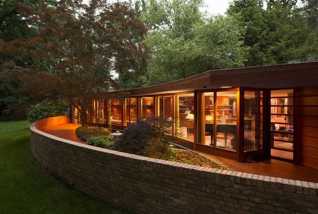Rockford is home to a Frank Lloyd Wright-designed Usonian house, the Laurent House.